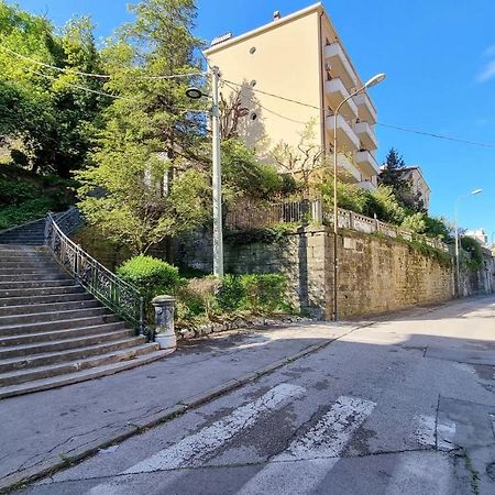 Crispi 85 - Air Conditioner - Teatro Rossetti Trieste Exterior photo